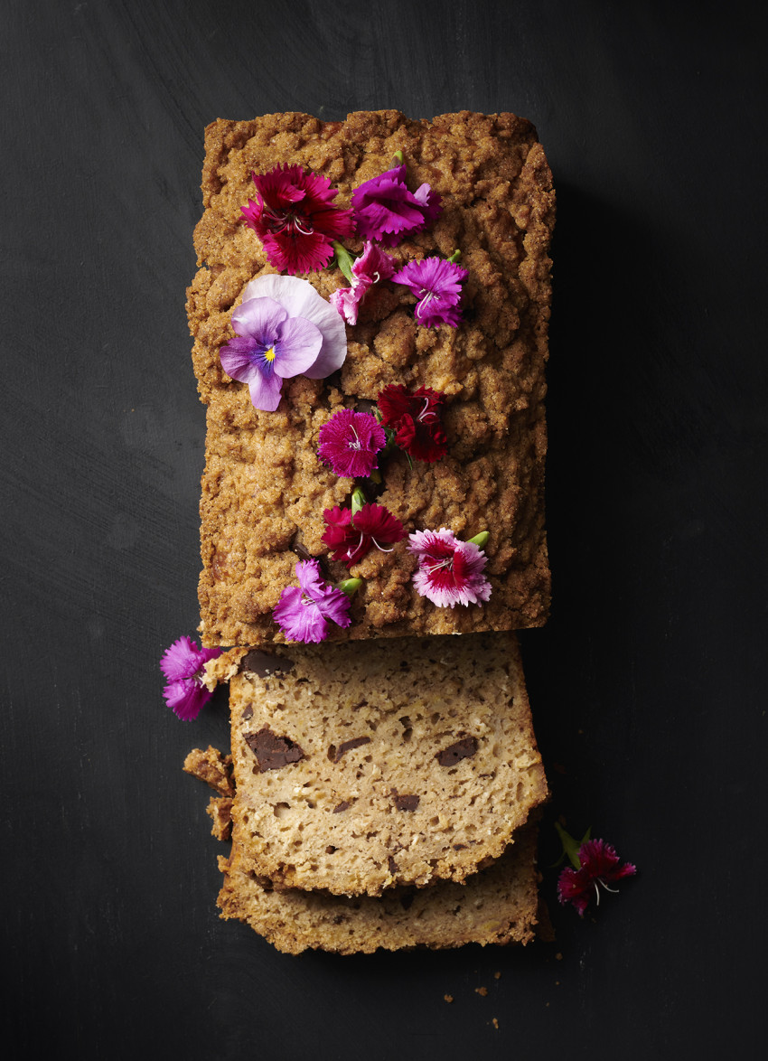 Siouxsie's Sticky Banana, Dark Chocolate and Spiced Streusel Loaf