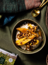 Slow-cooked Porridge with Salted Caramel and Banana