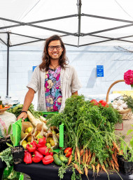 Support Kiwi Kai With Your Local Farmers' Market