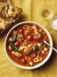 Rich Tomato Soup with Meatballs and Pasta
