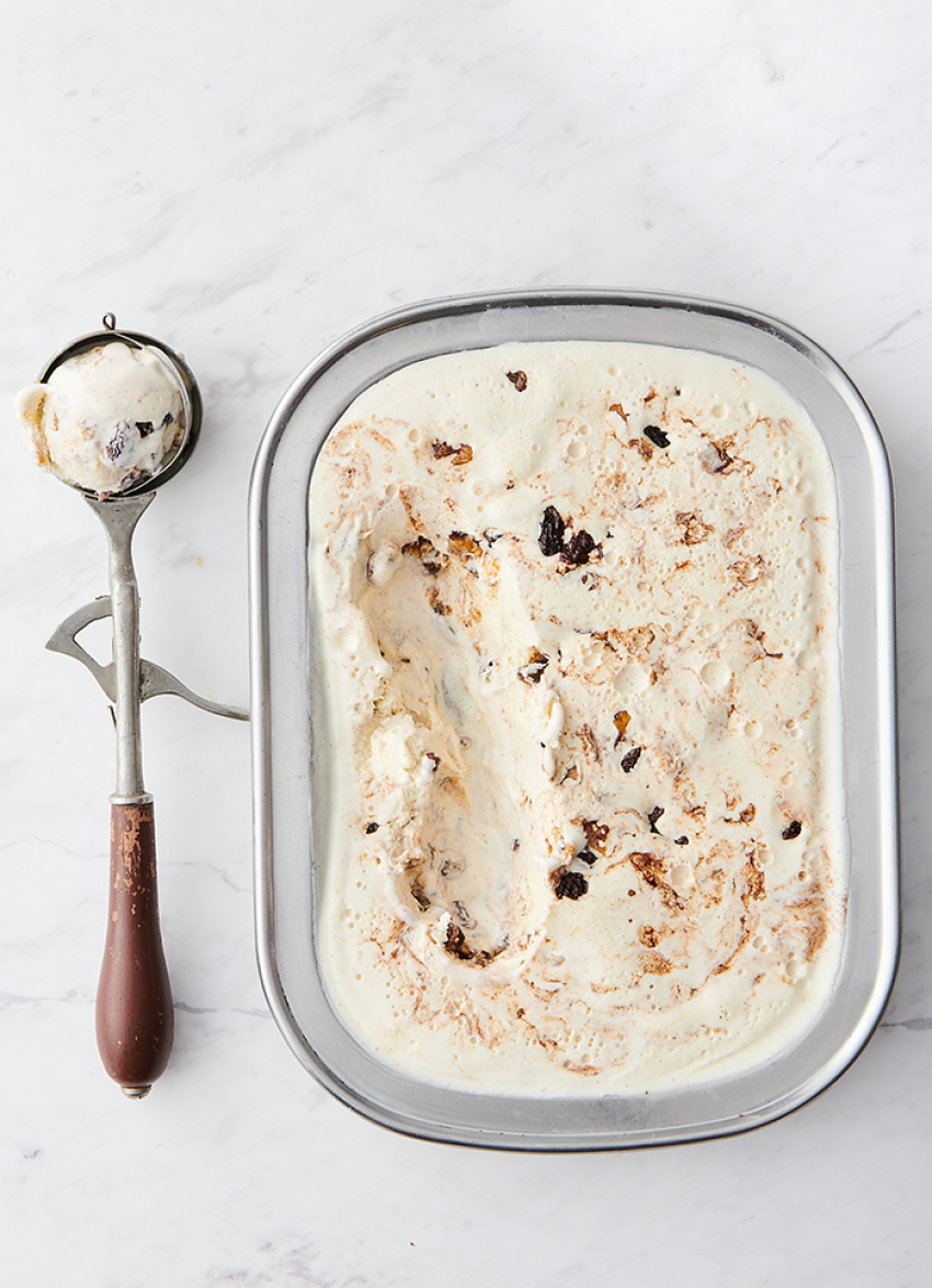 Hot Cross Bun Ice Cream