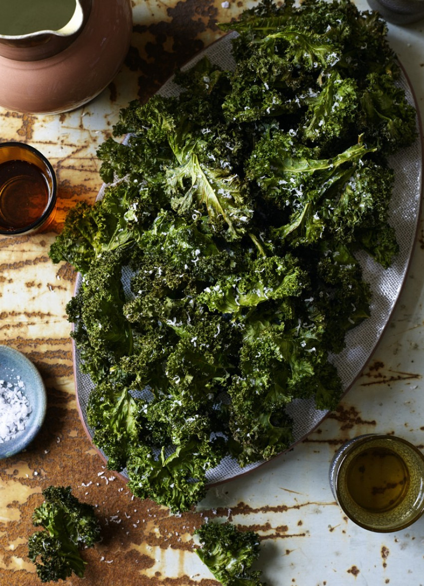 Baked Kale and Parmesan Chips