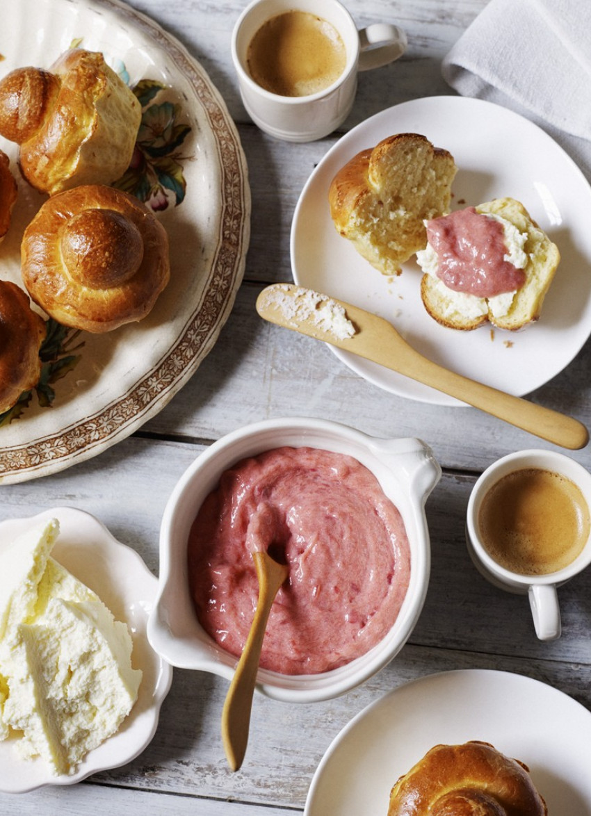 Rhubarb and Raspberry Curd 