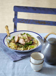 5 Spice Duck with Noodles, Mushrooms and Asian Greens 