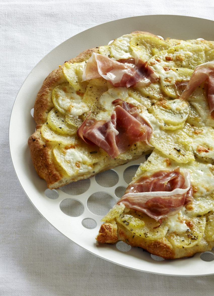 Potato, Rosemary and Mozzarella Pizza