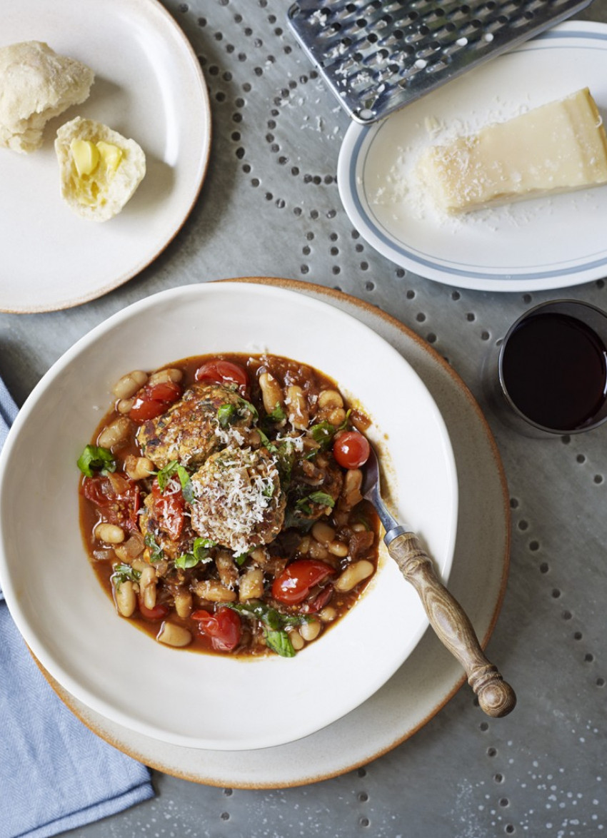 Chicken and Spinach Meatballs on Tomato and Beans