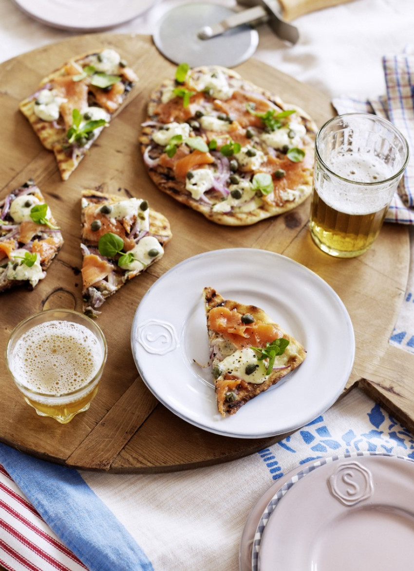 Grilled Pizza with Smoked Salmon, Capers and Mascarpone