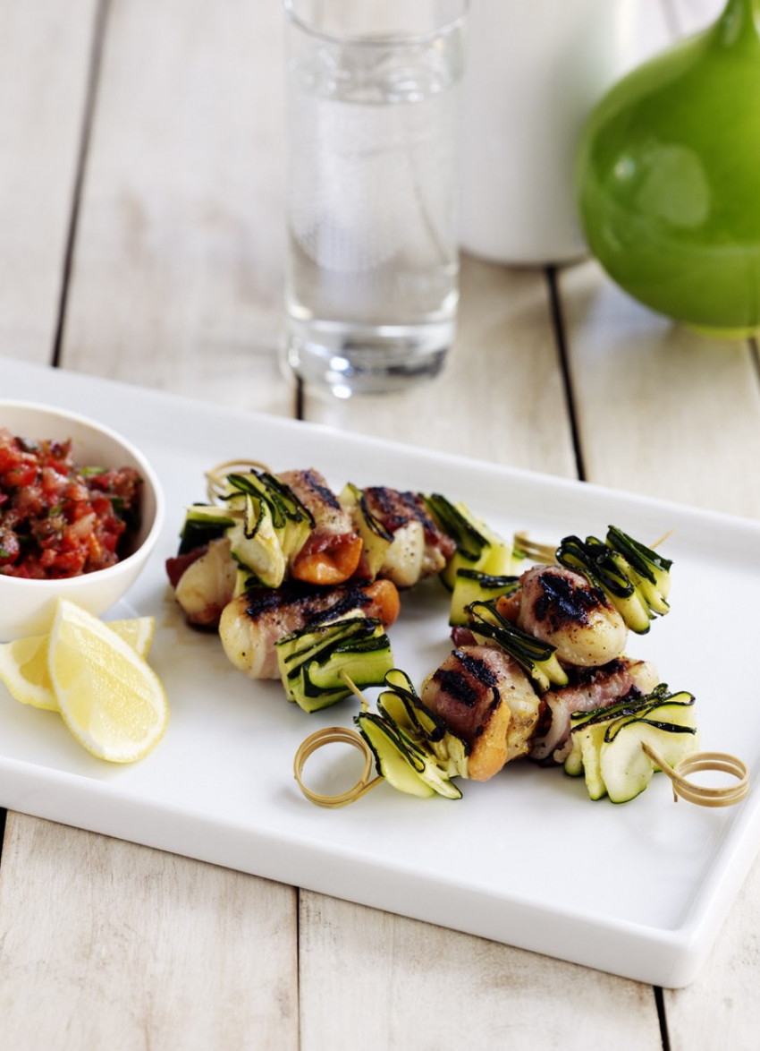 Zucchini, Scallop and Bacon Kebabs with Fresh Tomato Sauce » Dish Magazine