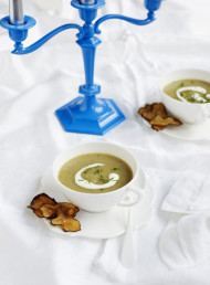 Jerusalem Artichoke Soup with Artichoke Chips