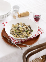 Farfalle Pasta with Mixed Mushrooms and Goats Cheese