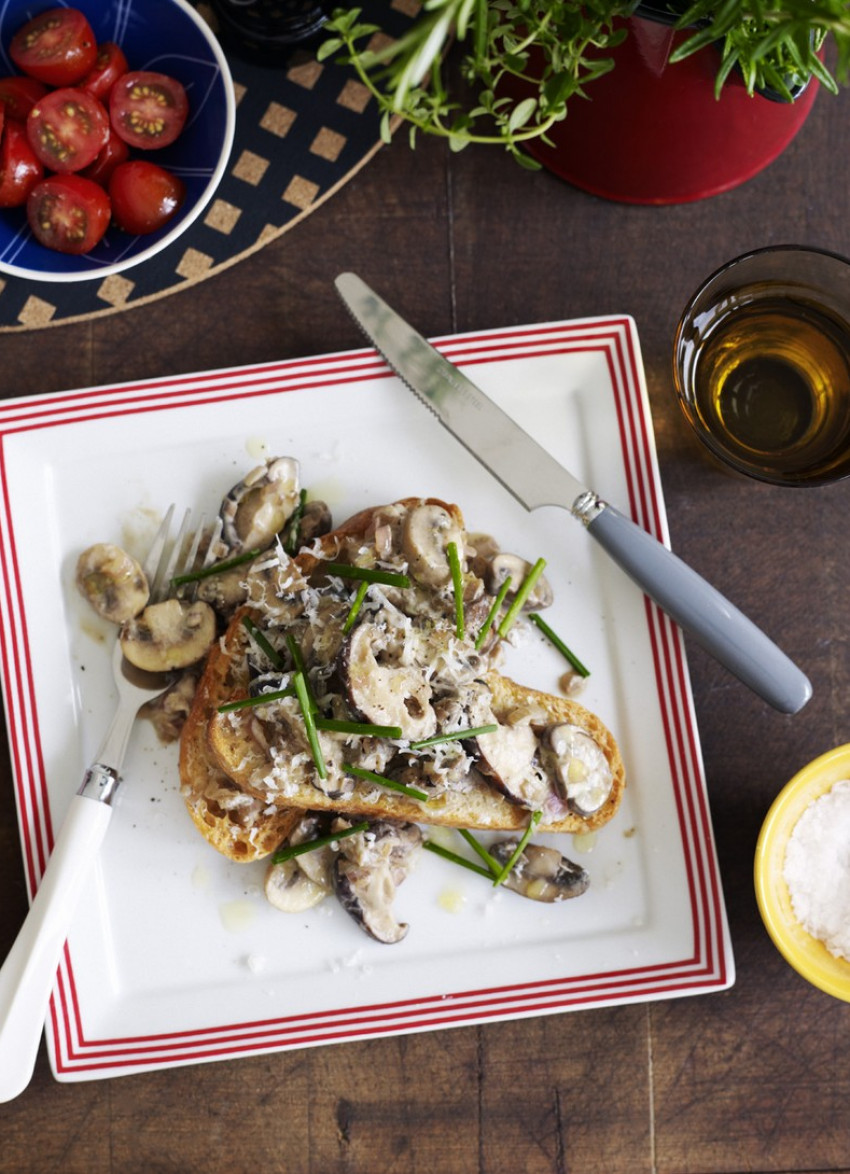 Savoury Mushrooms on Bruschetta 