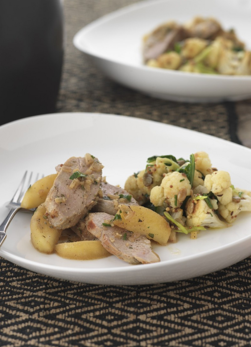 Pork Fillet with Apples and Shallot Sauce