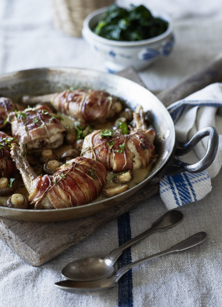 Rabbit with Mushrooms and Mustard Sauce