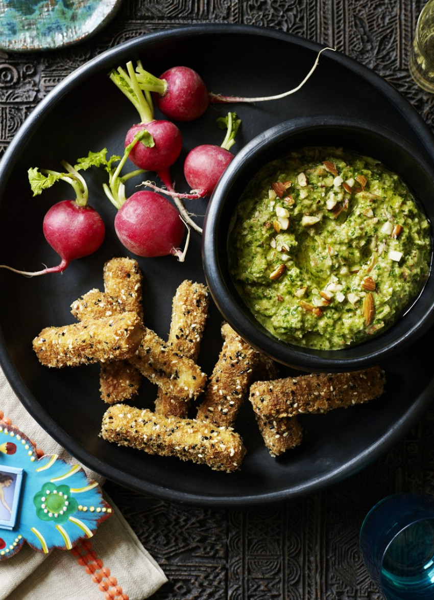 Coriander, Roasted Almond and Tomatillo Salsa 