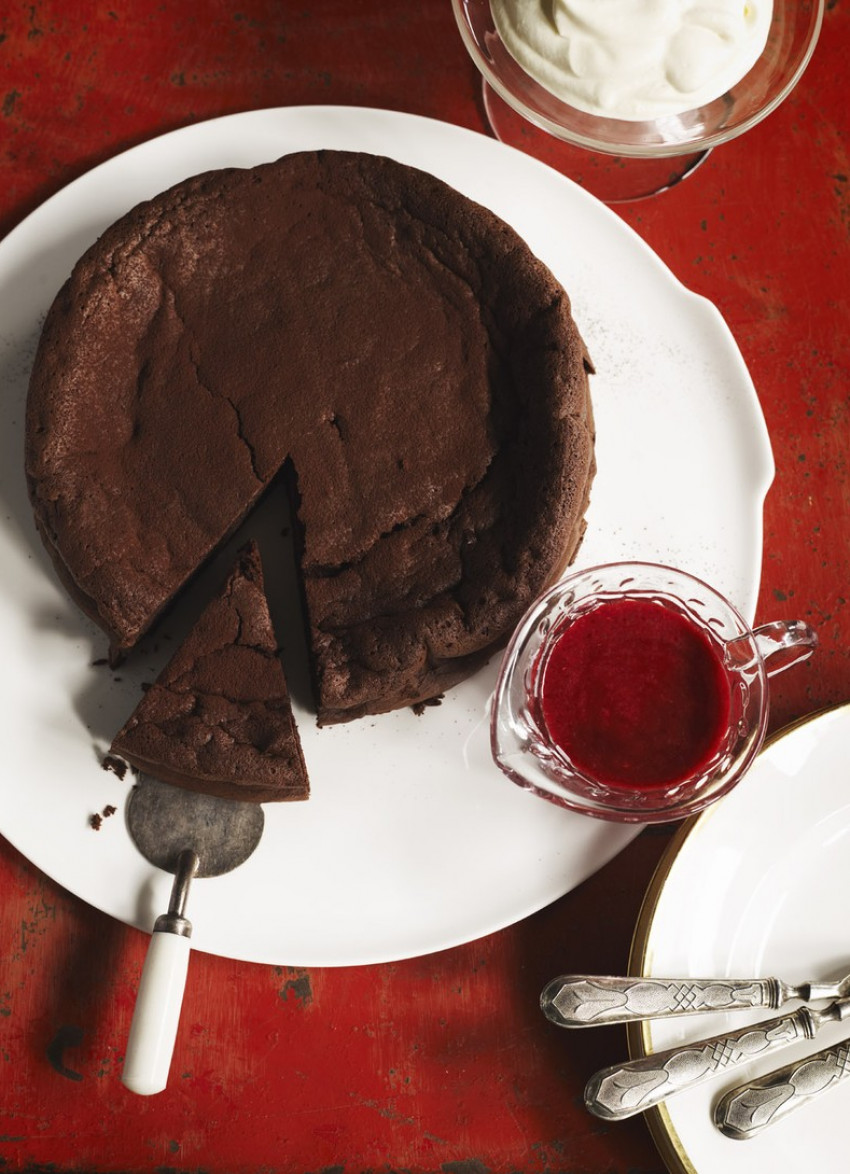 Flourless Chocolate Cake with Raspberry Coulis