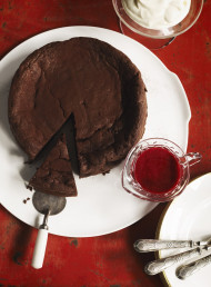 Flourless Chocolate Cake with Raspberry Coulis