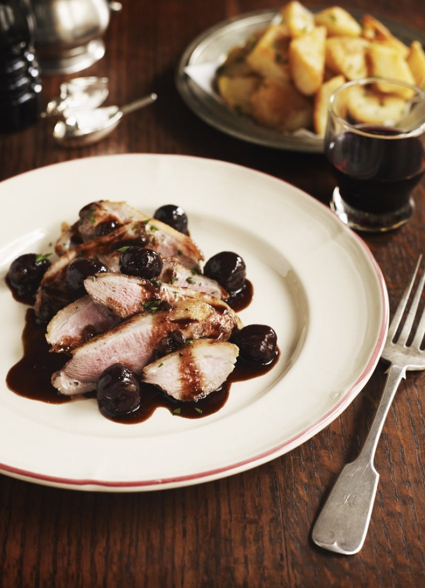 Duck Breast with Red Wine and Cherry Sauce