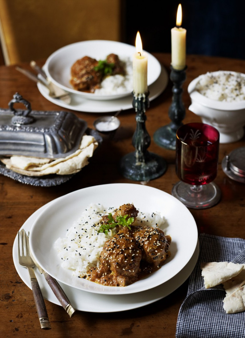 Kashmiri Chicken with Ginger and Tomatoes