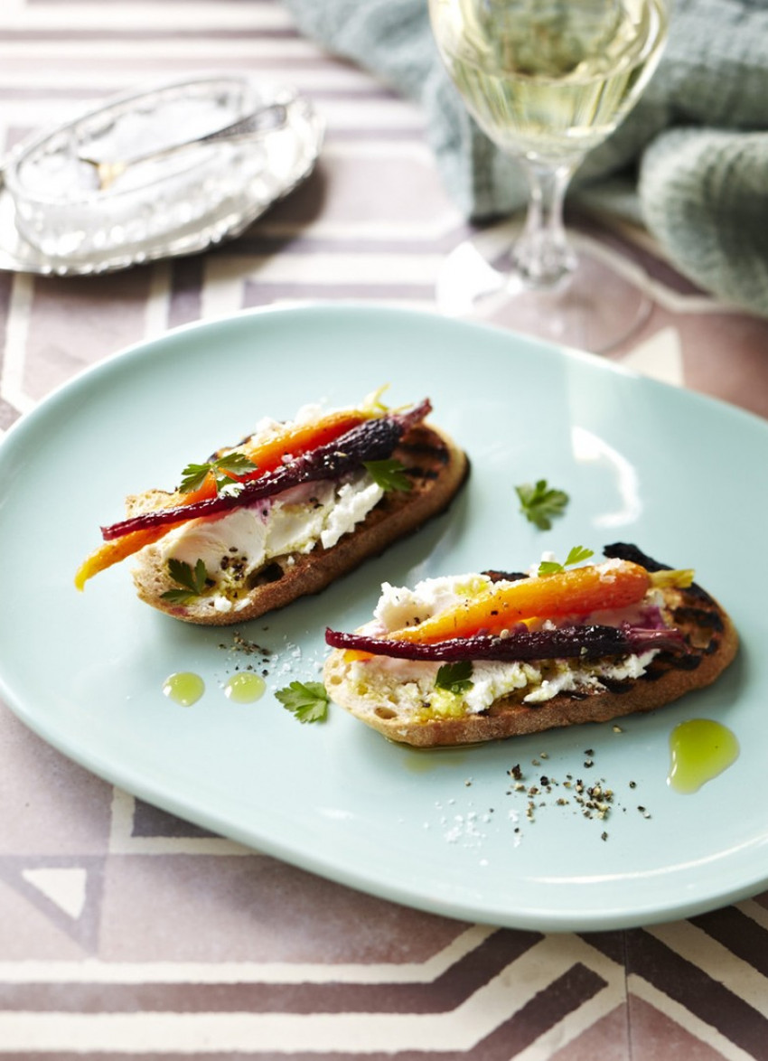 Sweet Pickled Baby Carrots and Goats Cheese 