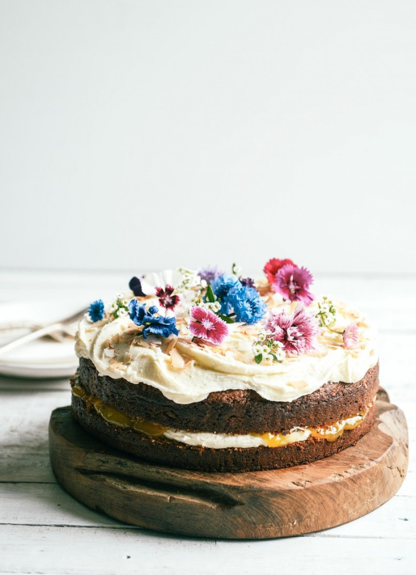 Sarah Tuck's Hummingbird-ish Cake