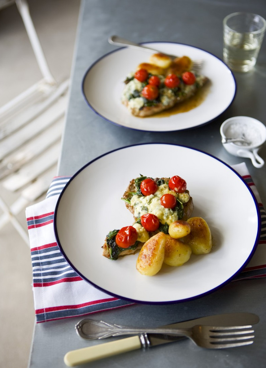 Pork Cutlets with Cherry Tomatoes and Blue Cheese