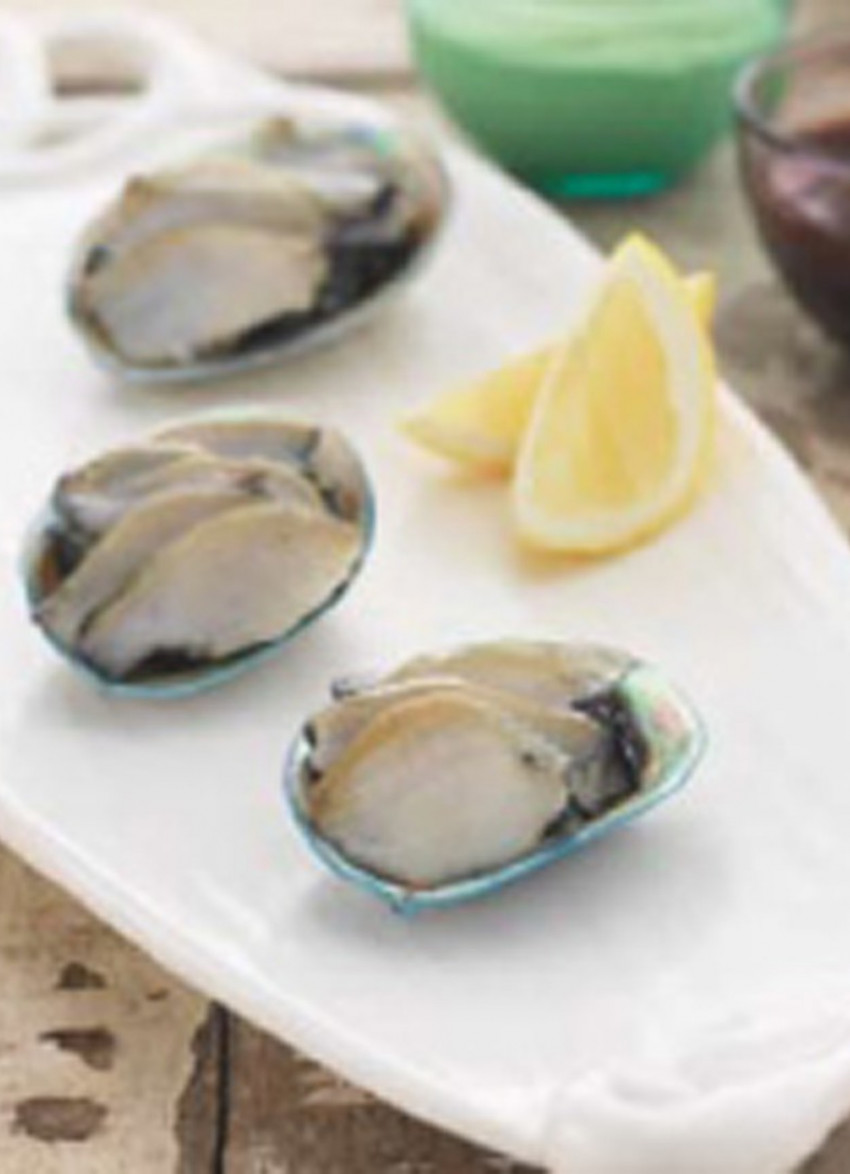 Blue Shell Paua with Dipping Sauces