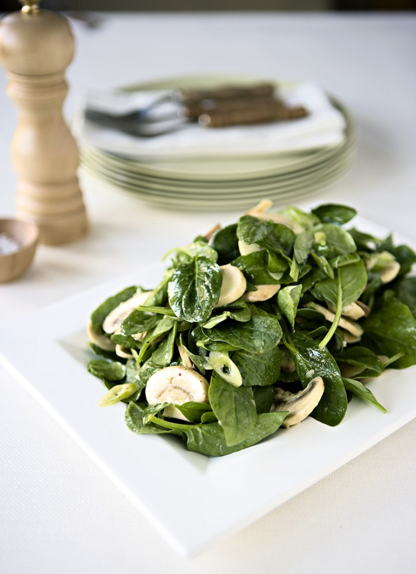 Spinach and Mushroom Salad