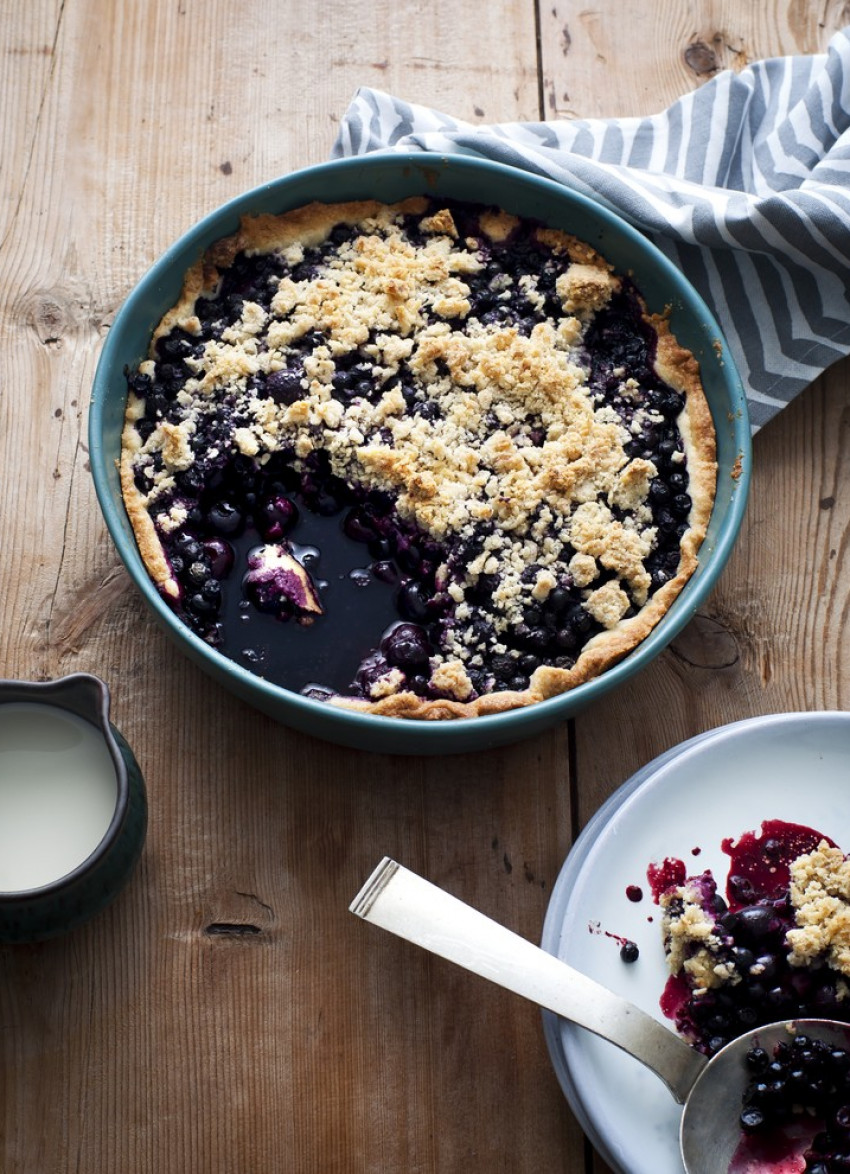 Blueberry and Elderflower Pie 