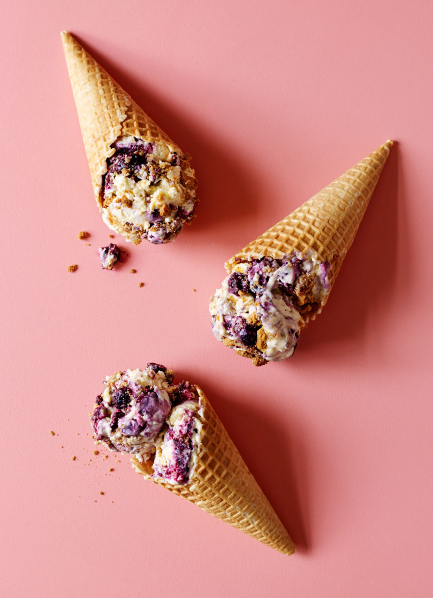 Blueberry and Gingernut Ripple Cheesecake Ice Cream