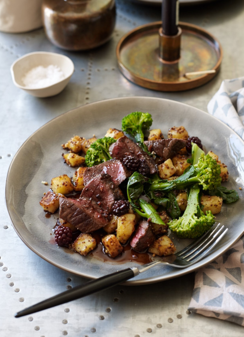 Venison Medallions with Red Wine and Berry Pan Sauce