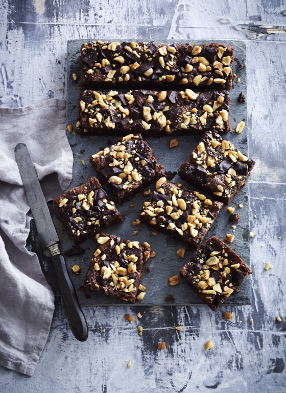 Dark Chocolate and Walnut Brownie » Dish Magazine