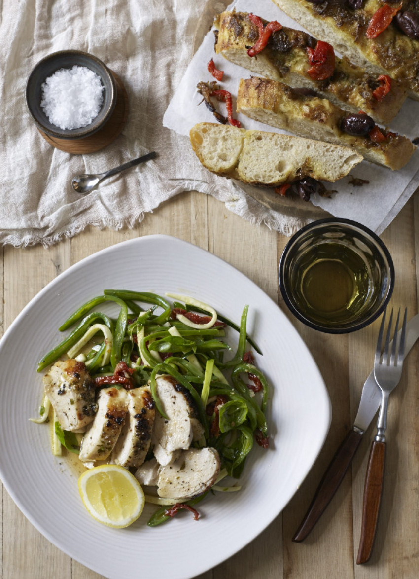 Lemon and Basil Chicken with String Beans and Zucchini