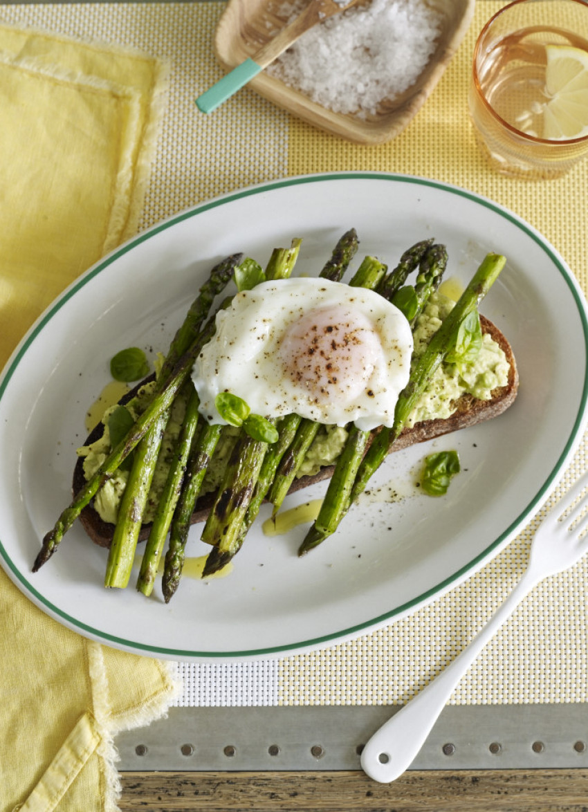 Asparagus, Avocado and Poached Egg Tartines