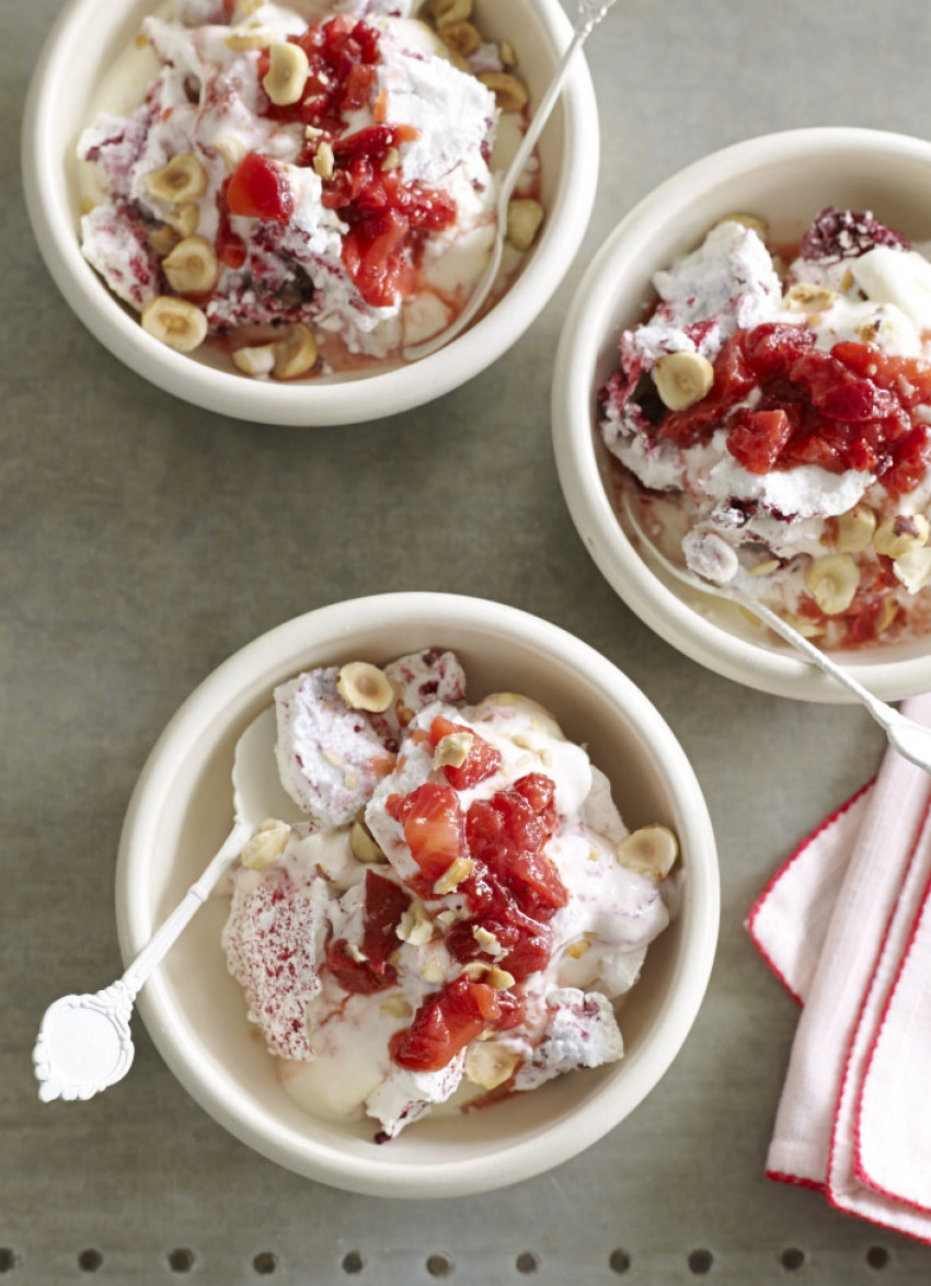 Strawberry and Meringue Fool