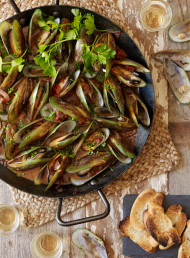Mussels with Cider and Tarragon