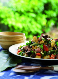 Grilled Beef and Panzanella Salad
