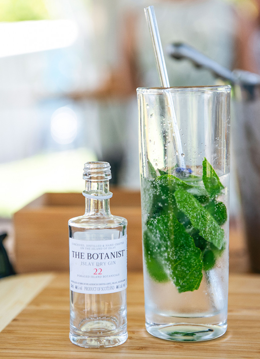 The Botanist Gin – and a foraging adventure in the wilds of Auckland’s Grey Lynn
