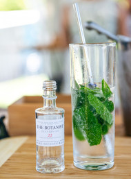 The Botanist Gin – and a foraging adventure in the wilds of Auckland’s Grey Lynn