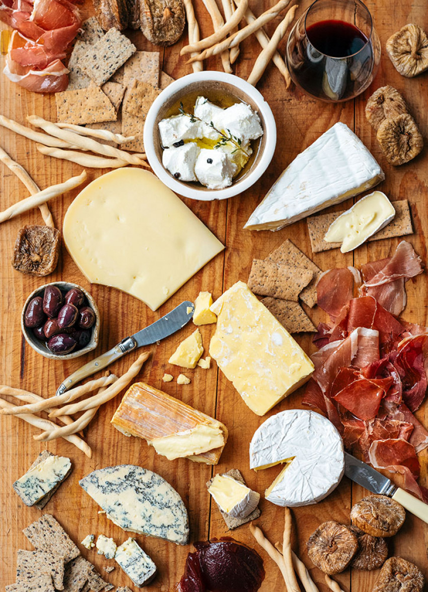 How to create the ultimate cheeseboard