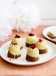 Raw Spiced Fruit Cakes with Cacao Butter Icing