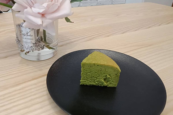 matcha cheesecake