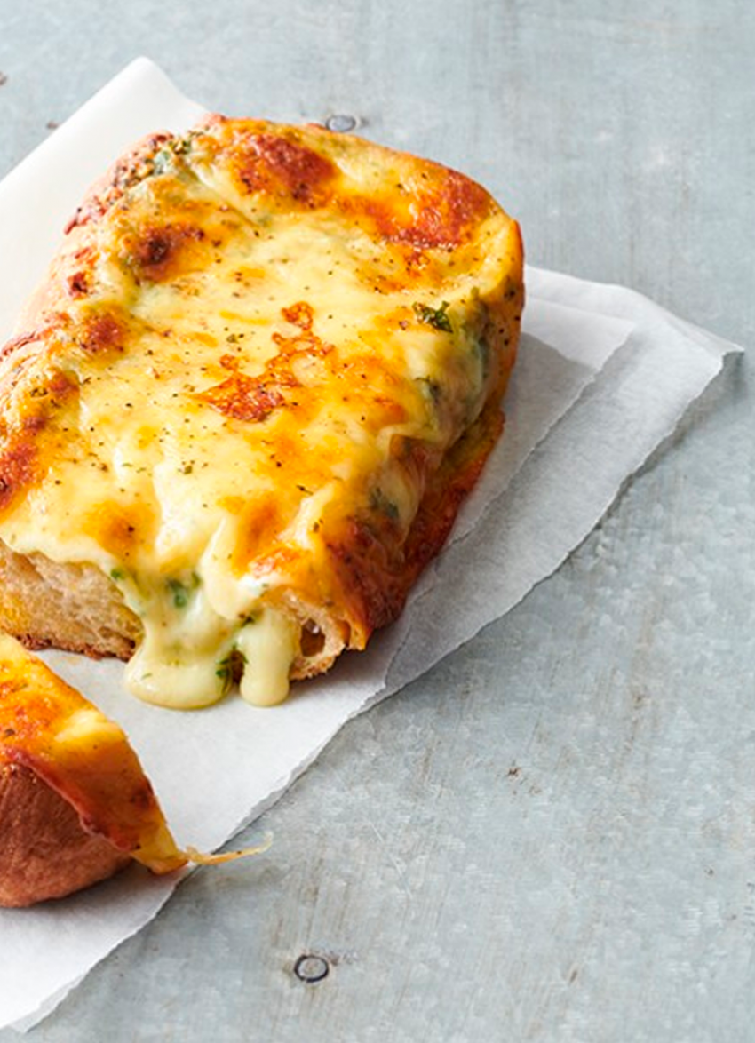 Cheesy Garlic Bread 