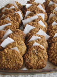 Chocolate, Cranberry and Oatmeal Cookies