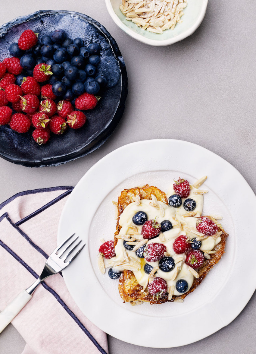 Crispy Croissant with Lemon Curd Yoghurt Cream and Berries