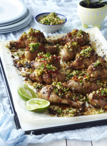 Tikka Chicken Drumsticks with Crunchy Seeded Topping and Saffron ...