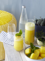 Fresh Pineapple Lemonade