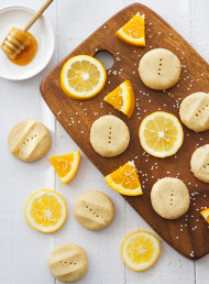 Honey, Sesame and Citrus Gluten-free Shortbread