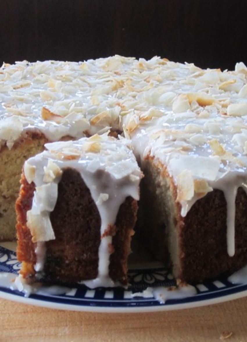 Feijoa and Coconut Cake