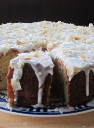 Feijoa and Coconut Cake