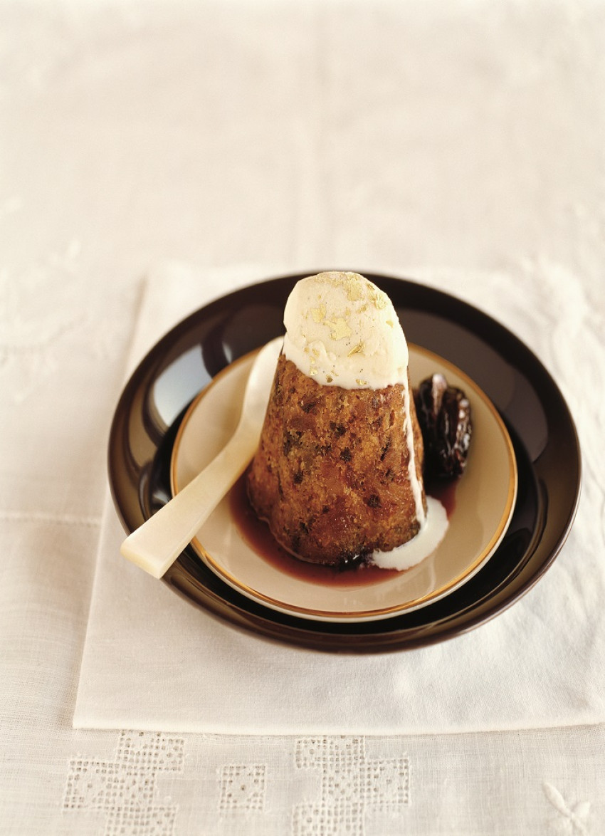 Fig and Pear Puddings